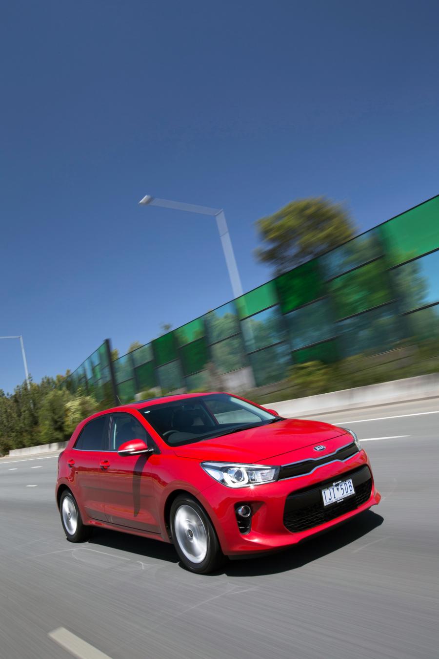  Kia Rio SLi 2017 года  (AU) (фото 4 из 11)